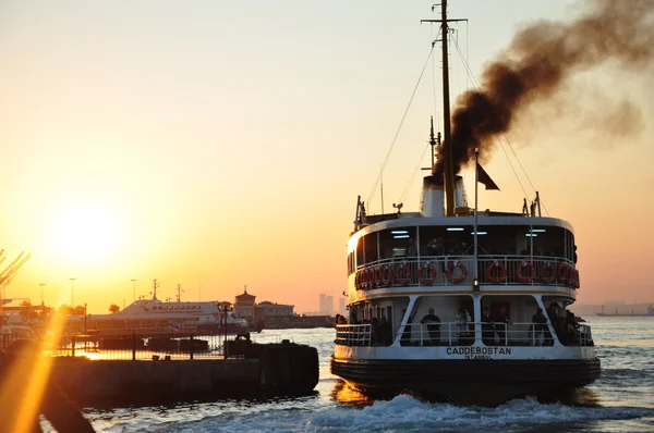 Istanbul'da gün batımı — Stok fotoğraf