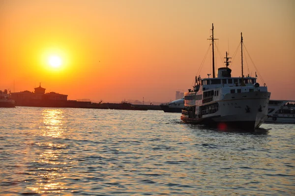 Coucher de soleil à Istanbul — Photo