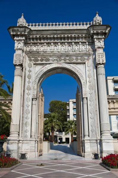 Exterior do Palácio de Ciragan — Fotografia de Stock