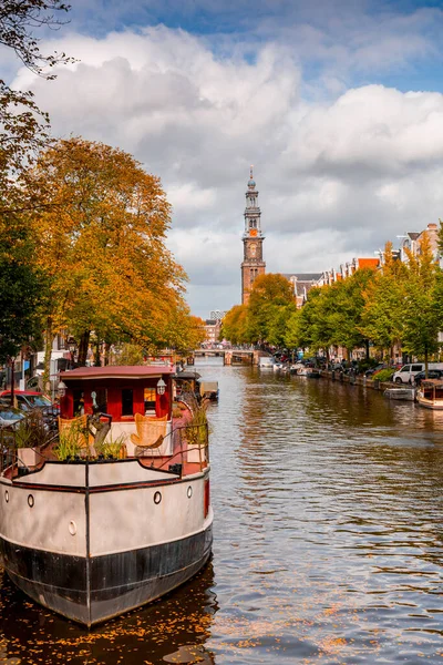 Kanaler Typisk Hollandsk Arkitektur Amsterdam Hovedstaden Holland Amsterdam Mest Populære - Stock-foto
