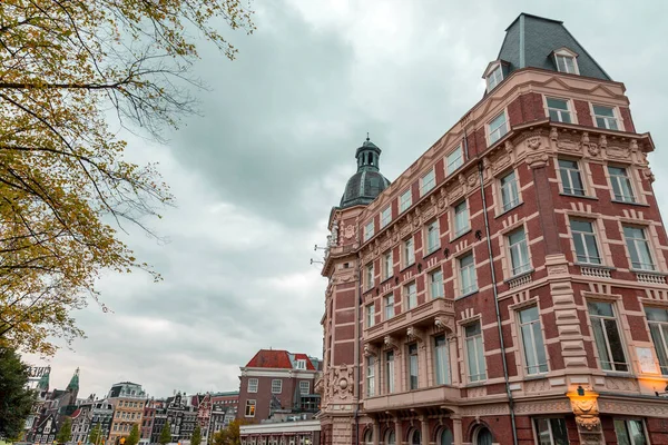 Amsterdam Nederländerna Oktober 2021 Gatuvy Och Generisk Arkitektur Amsterdam Med — Stockfoto