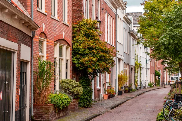 Vista Calle Arquitectura Genérica Haarlem Con Edificios Estilo Holandés Típico — Foto de Stock