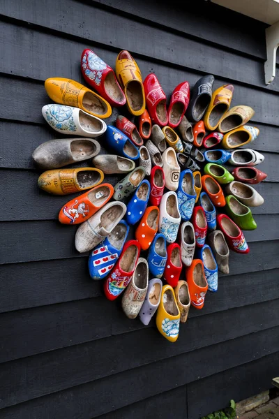 Clopoţei Olandezi Tradiţionali Pantofi Din Lemn Unul Dintre Cele Mai — Fotografie, imagine de stoc