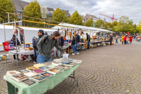 Maastricht Olanda Ottobre 2021 Mercato Dell Usato Dell Antiquariato Piazza — Foto Stock