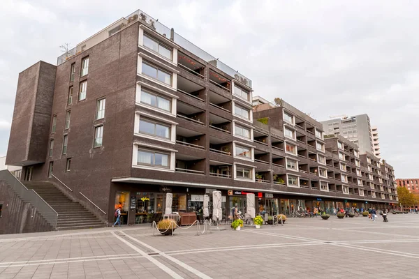 Maastricht Holanda Outubro 2021 Edifícios Longo Avenida Ceramique Rua Principal — Fotografia de Stock