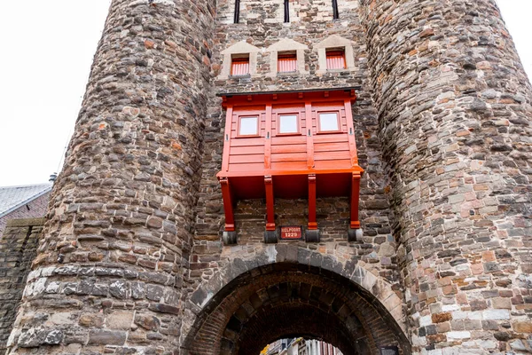 Maastricht Nizozemsko Října 2021 Helpoort Stone Gate Old City Walls — Stock fotografie