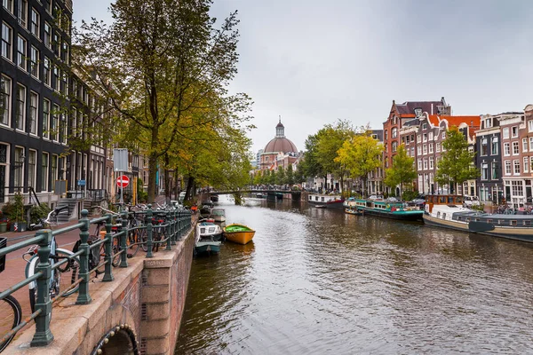 Amsterdam Netherlands October 2021 Singel Canal Lutheran Church Ronde Lutherse — Stock Photo, Image