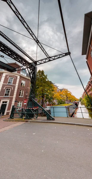 Ámsterdam Países Bajos Octubre 2021 Canales Arquitectura Holandesa Típica Ámsterdam — Foto de Stock