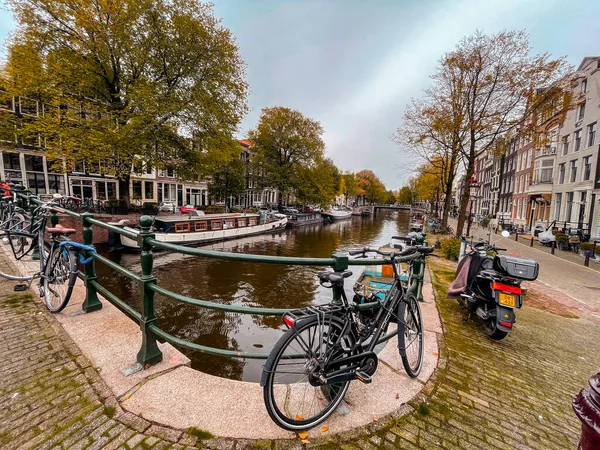 Amsterdam Netherlands October 2021 Canals Typical Dutch Architecture Amsterdam Capital — Stock Photo, Image