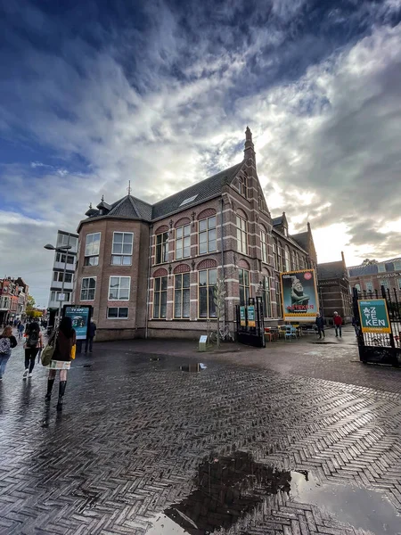 Leiden Nederländerna Oktober 2021 Gatuvy Och Generisk Arkitektur Leiden Stad — Stockfoto