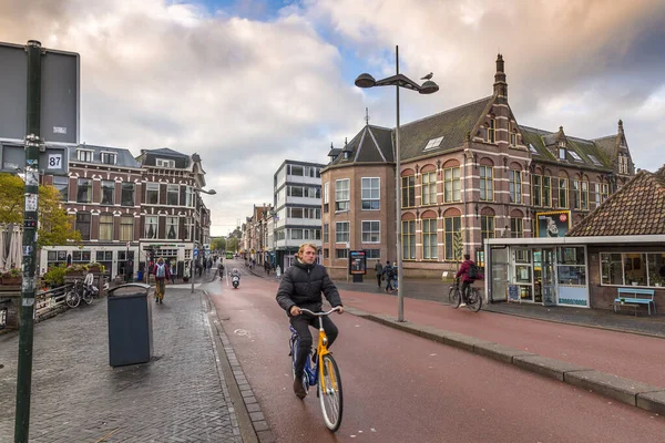 Leiden Nederländerna Oktober 2021 Gatuvy Och Generisk Arkitektur Leiden Stad — Stockfoto