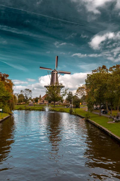 Leiden Países Bajos Octubre 2021 Molen Valk Valk Molenmuseum Tower —  Fotos de Stock