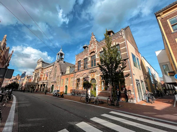 Лейден Нидерланды Октября 2021 Года Street View Genesis Architecture Leiden — стоковое фото