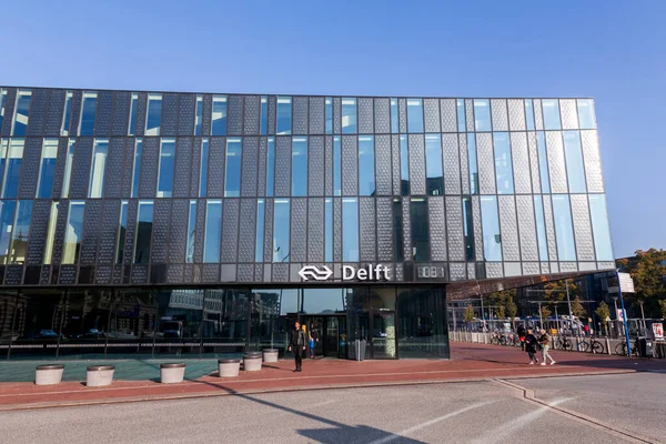Delft Października 2021 Pociągi Koleje Dworcu Centralnym Delft Delft Małe — Zdjęcie stockowe
