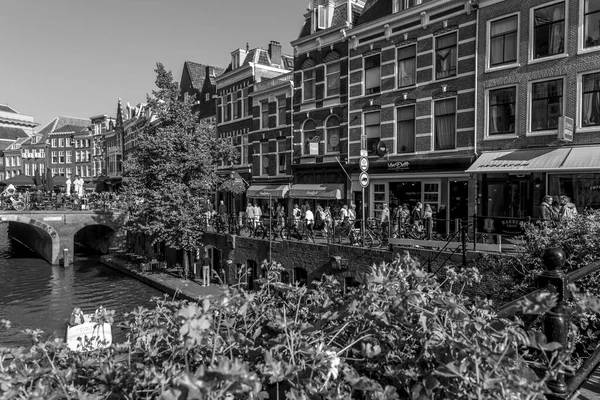 Utrecht Ptu 2021 Edifícios Tradicionais Holandeses Vista Rua Torno Dos — Fotografia de Stock