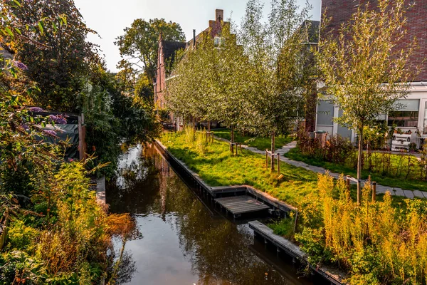 Pohled Ulici Tradiční Holandské Budovy Historickém Centru Města Utrecht Hlavní — Stock fotografie