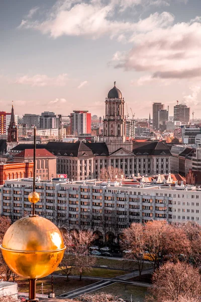 2021年 Dec 柏林大教堂圆顶上的柏林空中景观 — 图库照片