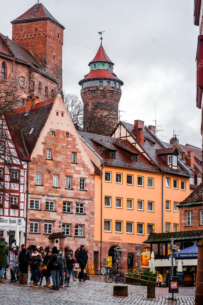 Núremberg, Alemania 28 de diciembre de 2021 La icónica Torre Sinwell