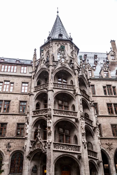 Rathaus Glockenspiel Στο Μόναχο Είναι Ένα Τουριστικό Αξιοθέατο Στο Marienplatz — Φωτογραφία Αρχείου