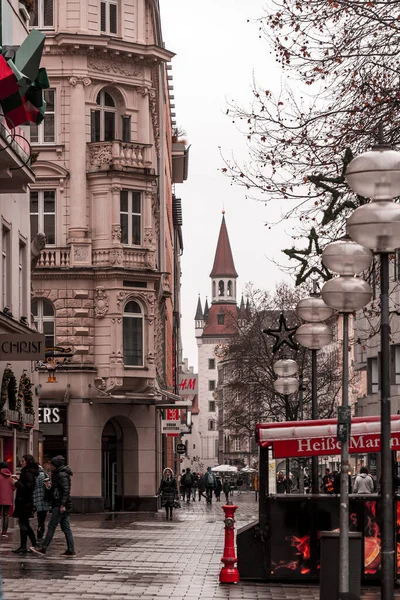 Múnich Alemania Dic 2021 Vista Desde Kaufinger Street Kaufingerstrasse Una — Foto de Stock