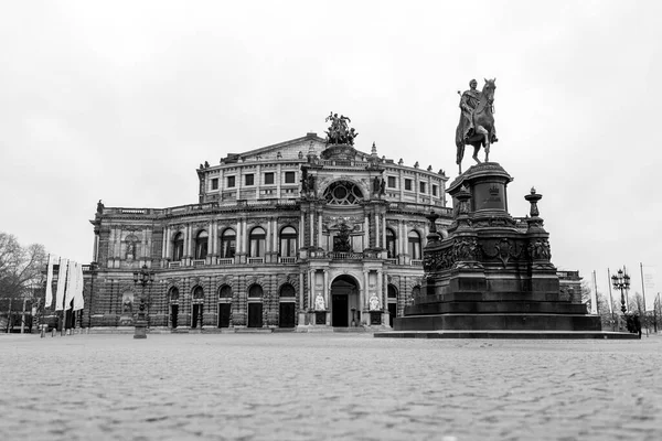 Dresden Germany December 2021 Historical Semperoper Building State Opera House —  Fotos de Stock