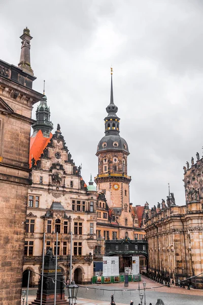 Dresde Alemania Diciembre 2021 Hausmannsturm Tower Dresden Cathedral Catholic Court — Foto de Stock