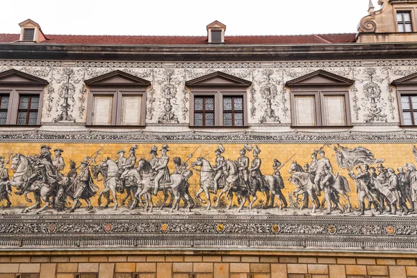 Fuerstenzug Mural Porcelana Que Representa Los Emperadores Saxon Augustusstrasse Altstadt — Foto de Stock