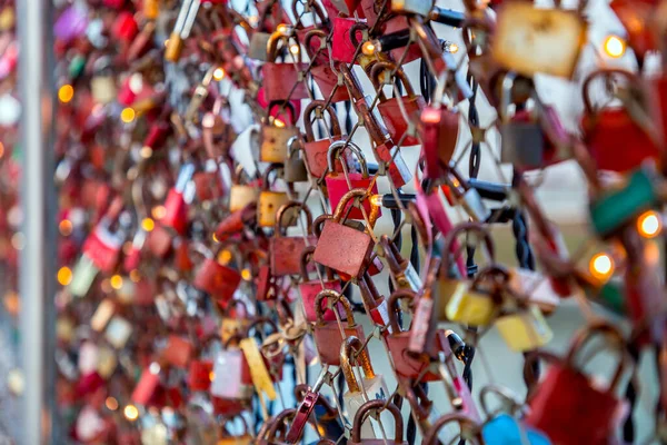 Fechaduras Amor Ligadas Ponte Makartsteg Love Locks Bridge Sobre Rio — Fotografia de Stock