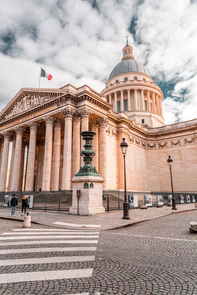 フランス 2022年1月20日 パンテオンは フランスのパリ第5区にある記念碑です フランスの著名な知識人の墓地として使われた — ストック写真