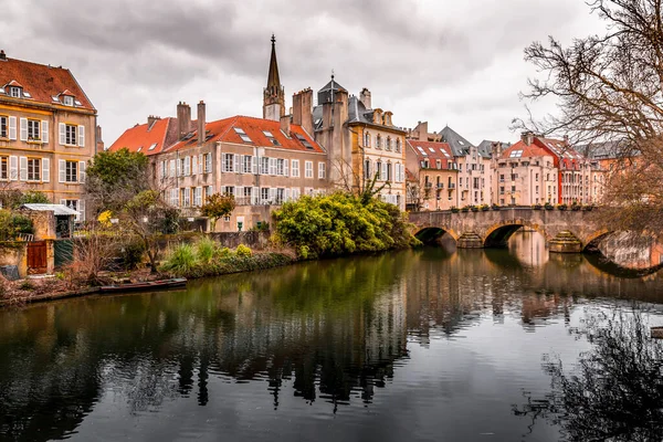 Stadtansichten Von Der Schönen Stadt Metz Frankreich Brücken Häuser Und — Stockfoto