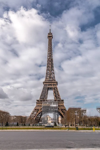 Paris France Jan 2022 Emblématique Tour Eiffel Par Une Journée — Photo