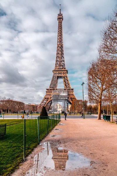 Parigi Francia Gen 2022 Iconica Torre Eiffel Una Soleggiata Giornata — Foto Stock