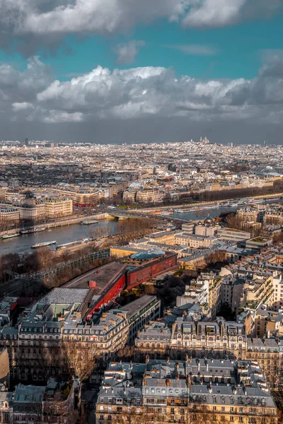 フランス 1月20 2022 エッフェル塔の上からフランスの首都パリの空中景色 — ストック写真