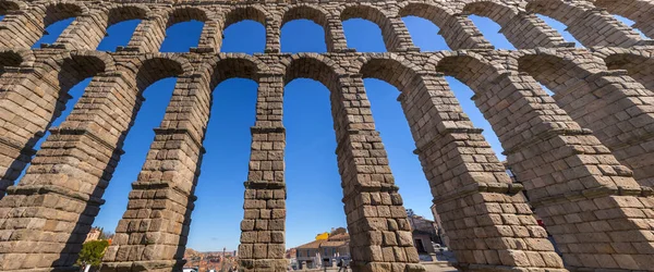 Segovia Spanien Februar 2022 Das Antike Römische Aquädukt Von Segovia — Stockfoto