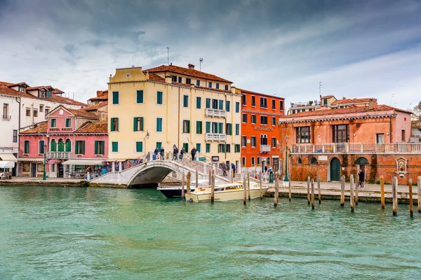 Venecia Italia Abril 2022 Hermosos Canales Edificios Venecianos Tradicionales Venecia — Foto de Stock