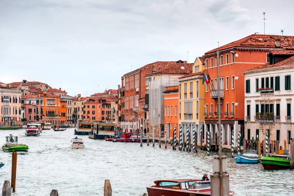 Venice Italy April 2022 Beautiful Canals Traditional Venetian Buildings Venice — Stock Photo, Image