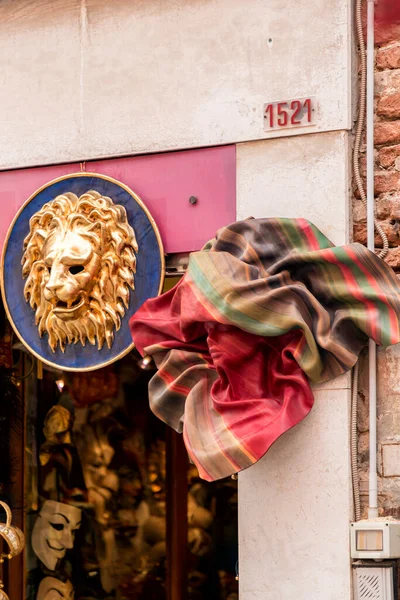 Veneza Itália Abril 2022 Variedade Máscaras Tradicionais Venezianas Exibidas Uma — Fotografia de Stock