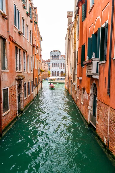 Venice Italy April 2022 Beautiful Canals Traditional Venetian Buildings Venice — ストック写真