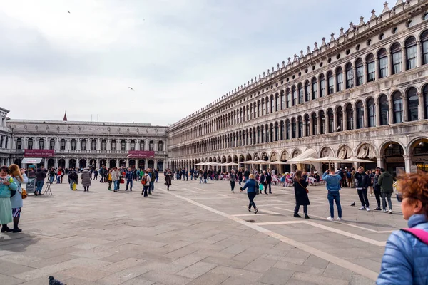 Venice Italy April 2022 Historical Landmarks People Walking Mark Square — стоковое фото