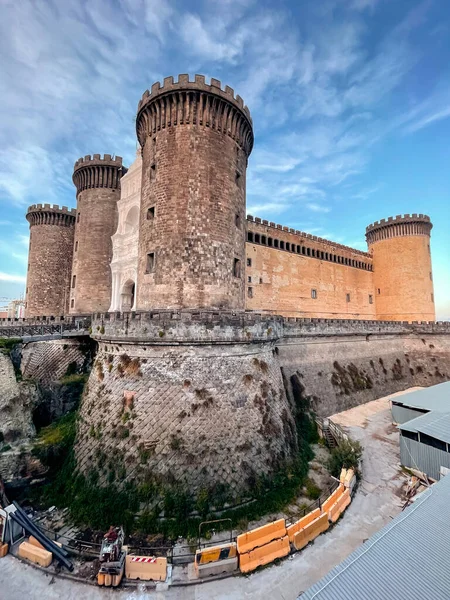 Nápoly Olaszország Április 2022 Castel Nuovo Vagy Maschio Angioino Egy — Stock Fotó