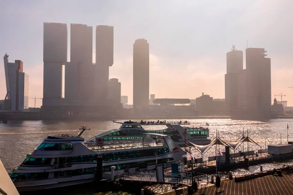 Rotterdam Ekim 2021 Spido Hollanda Nın Rotterdam Limanında Gemi Turları — Stok fotoğraf