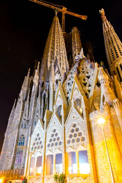Barcelona Spain Feb 2022 Night View Sagrada Familia Large Unfinished — Stockfoto