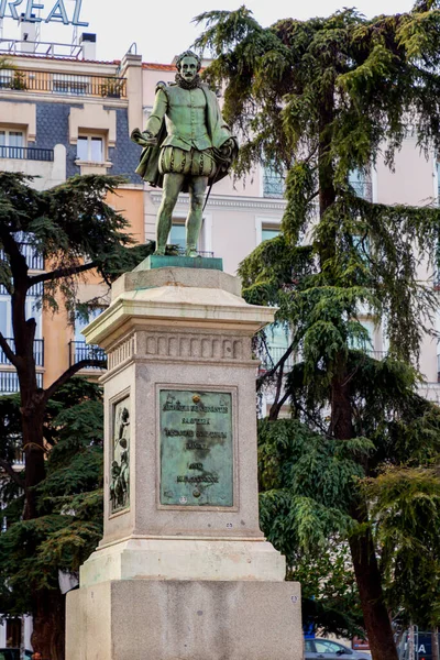 Madryt Hiszpania Feb 2022 Miguel Cervantes Lub Statua Cervantesa Jest — Zdjęcie stockowe