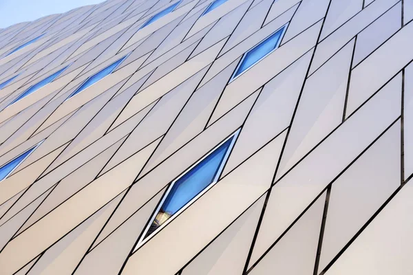 Close Detail Modern Building Facade Geometric Rhombus Pattern Architectural Background — Fotografia de Stock