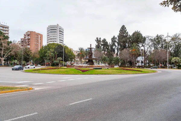 Málaga Espanha Feb 2022 Roundabout Com Uma Fonte Circular Com — Fotografia de Stock