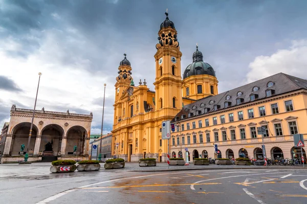 Munique Alemanha Dec 2021 Odeonsplatz Onde Estruturas Significativas Como Feldherrnhalle — Fotografia de Stock