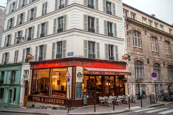 Париж Франция Января 2022 Типичное Парижское Кафе Открытом Воздухе Париже — стоковое фото