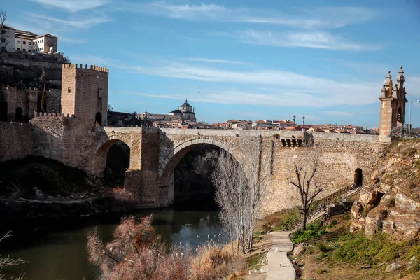Toledo Spain February 2022 Вид Річки Тагус Історичний Центр Толедо — стокове фото