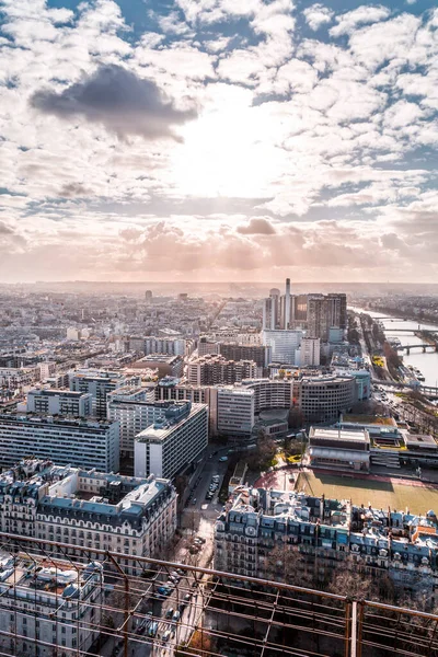 2022年1月20日 从埃菲尔铁塔顶上俯瞰法国巴黎 — 图库照片