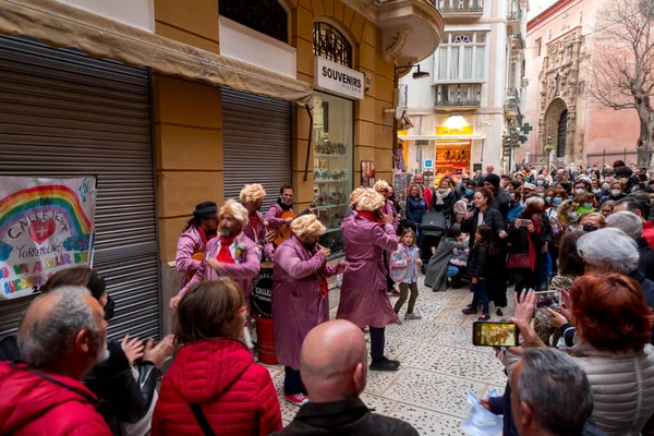 Malaga Spain Feb 2022 People Celebrating Malaga Carnival Costumes Confettis — ストック写真